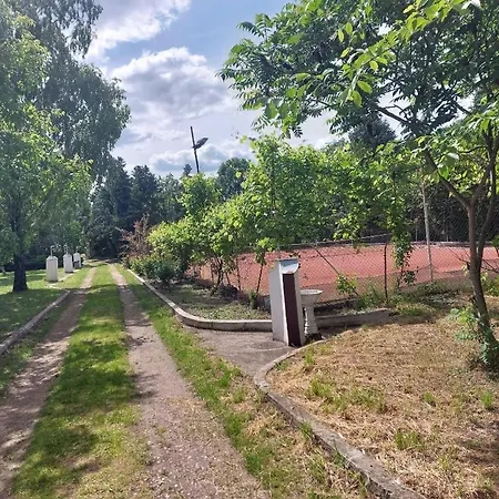 Kemping Camp Pipacs Bácsfeketehegy